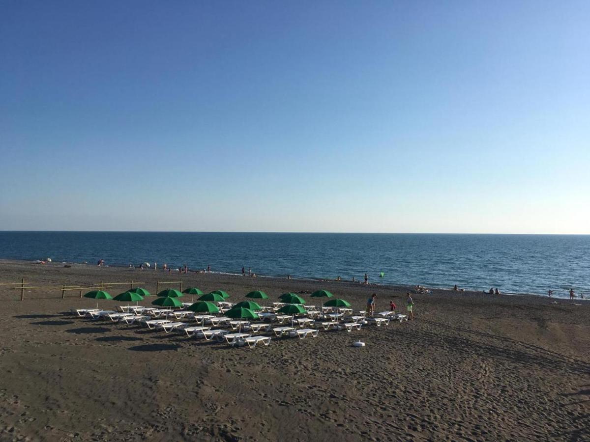 Ostrov Park-Hotel Pitsunda Dış mekan fotoğraf